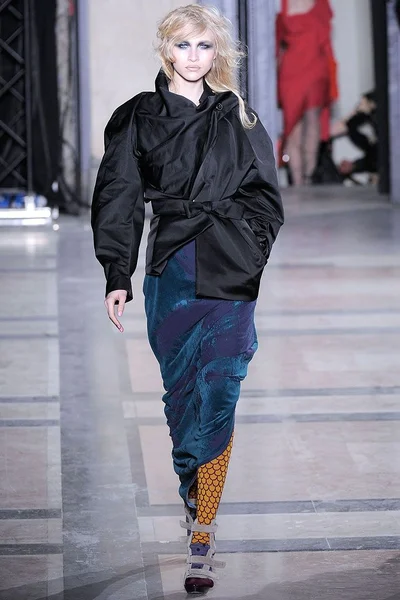 Look 54